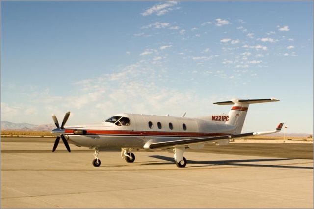 Pilatus PC-12 (N221PC)