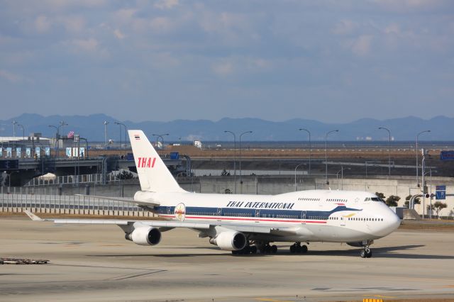 Boeing 747-400 (HS-TGP)