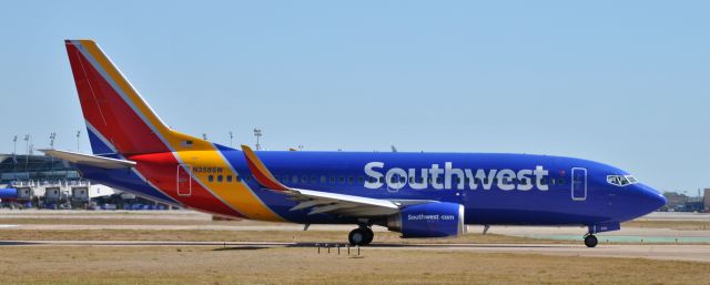 BOEING 737-300 (N358SW)