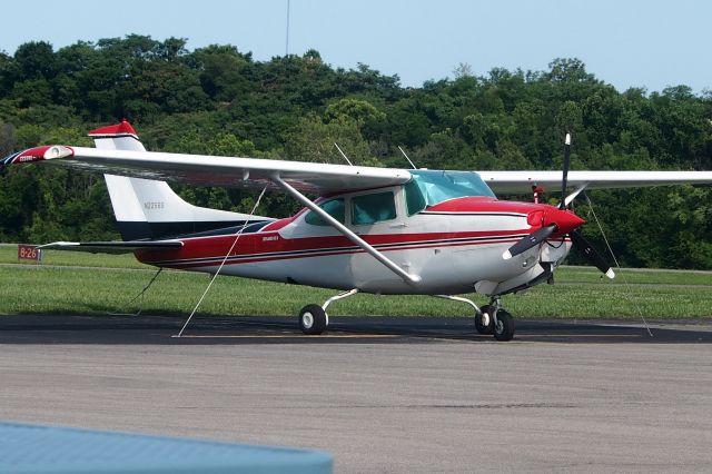 Cessna Skylane (N2256S)