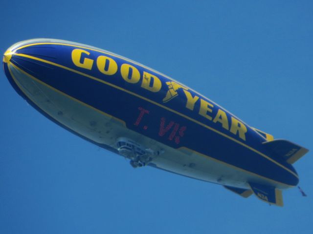 Unknown/Generic Airship (N3A) - Goodyear Tire & Rubber Co. Goodyear GZ-20 "Spirit of Goodyear" 5/26/13