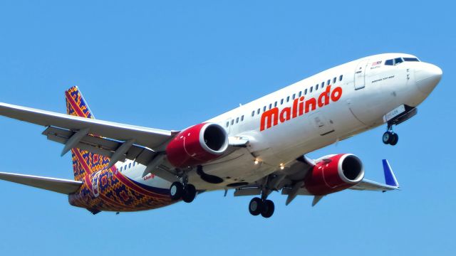 Boeing 737-800 (9M-LCG) - OD302 before landing at Bandung Husein Sastranegara Int'l Airport runway 29. From Kuala Lumpur.....