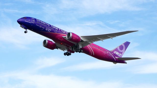 Boeing 787-9 Dreamliner (N1015B) - BOE170 on rotation from Rwy 16R for a test flight on 8.29.19. (ln 891 / cn 60327).