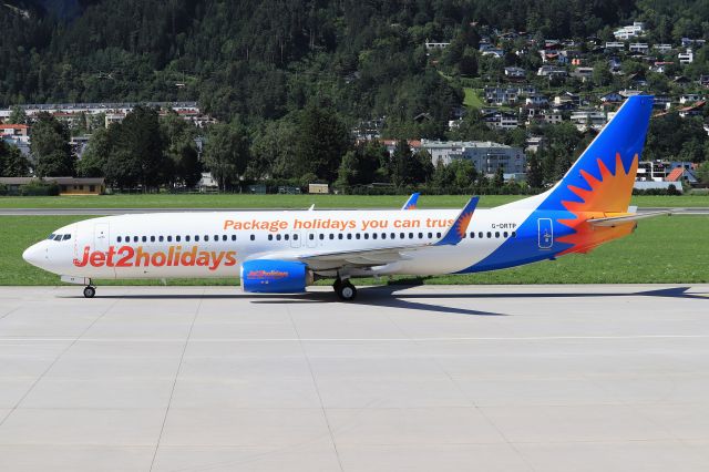 Boeing 737-800 (G-DRTP)