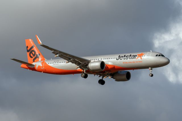 Airbus A321neo (VH-OFQ) -  Airbus A321-251NX neo, cn 11189. Jetstar Airways VH-OFQ final runway 21 YPPH 25 June 2023