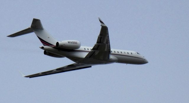 IAI Gulfstream G200 (N145QS) - Shortly after departure is this 2014 Bombardier Global Express 6000 in the Winter of 2021.