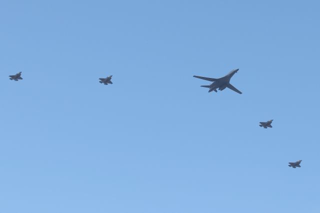 Rockwell Lancer (86-0107) - 'Future 21 flight' of the B-1 Lancer flanked by 4 F-35 Lightnings at the Great Cities of the American Revolution flyover on July 4, 2020 over the Charles River, Cambridge, MA