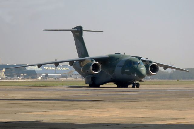 EMBRAER KC-390 (FAB2853)