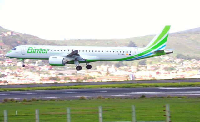 EMBRAER ERJ-190-400 (EC-OEB) - "El Hierro"