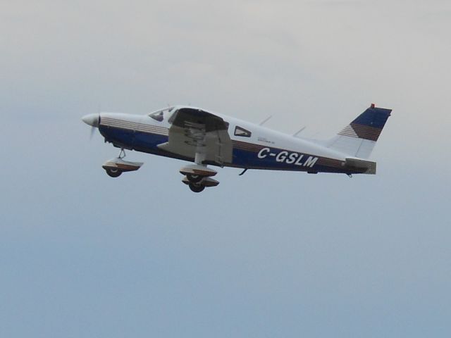 Piper Cherokee (C-GSLM)