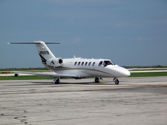 Cessna Citation CJ1 (N550TB) - A very nice Citation CJ2 taxiing in. No location as per request of the aircraft owner.