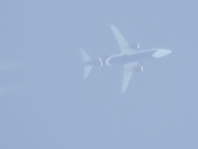 BOEING 737-400 (C-FLRS)