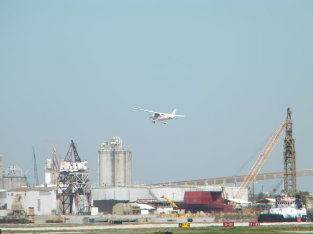 Cessna Skylane (N20BK)