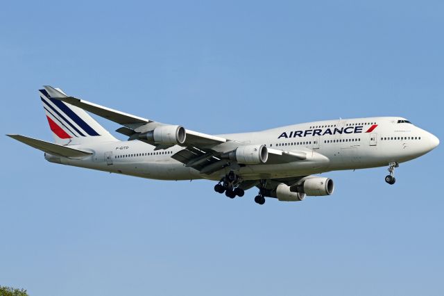 Boeing 747-200 (F-GITD)