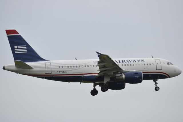 Airbus A319 (N712US)