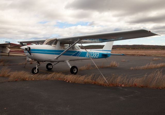 Cessna 152 (N11393)