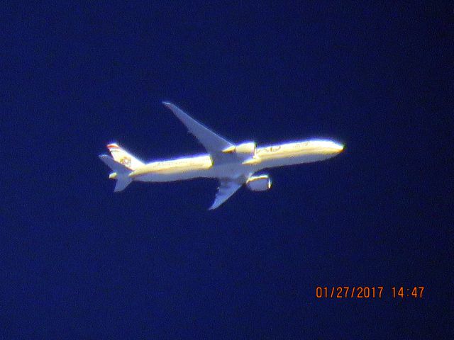 BOEING 777-300ER (A6-ETM)