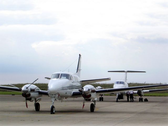 Beechcraft King Air 90 (ZS-OAE)