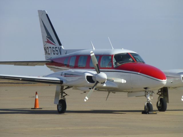 Piper Navajo (N2765V)