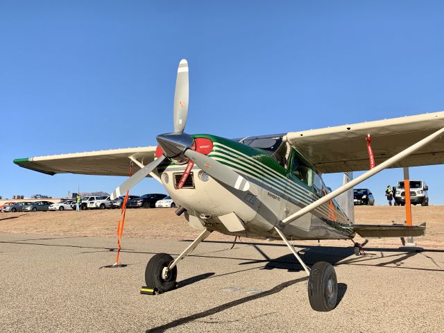 Cessna Skywagon (N866PH) - Cleanest Skywagon I've ever seen! 