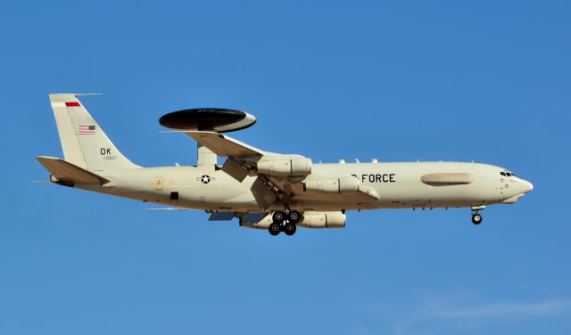 82-0007 — - USA Air Force Boeing E-3C Sentry (707-300) 82-0007 / OK (cn 22835/960)   513th Air Control Group (513 ACG) - RED FLAG 15-4 August 17 to 28br /br /Las Vegas - Nellis AFB (LSV / KLSV)br /TDelCorobr /August 24, 2015