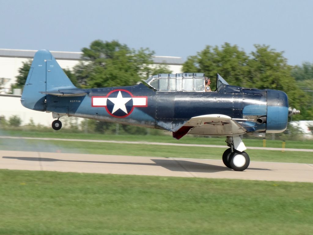 North American T-6 Texan (N3771M)