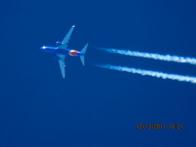 Boeing 737-700 (N908WN)