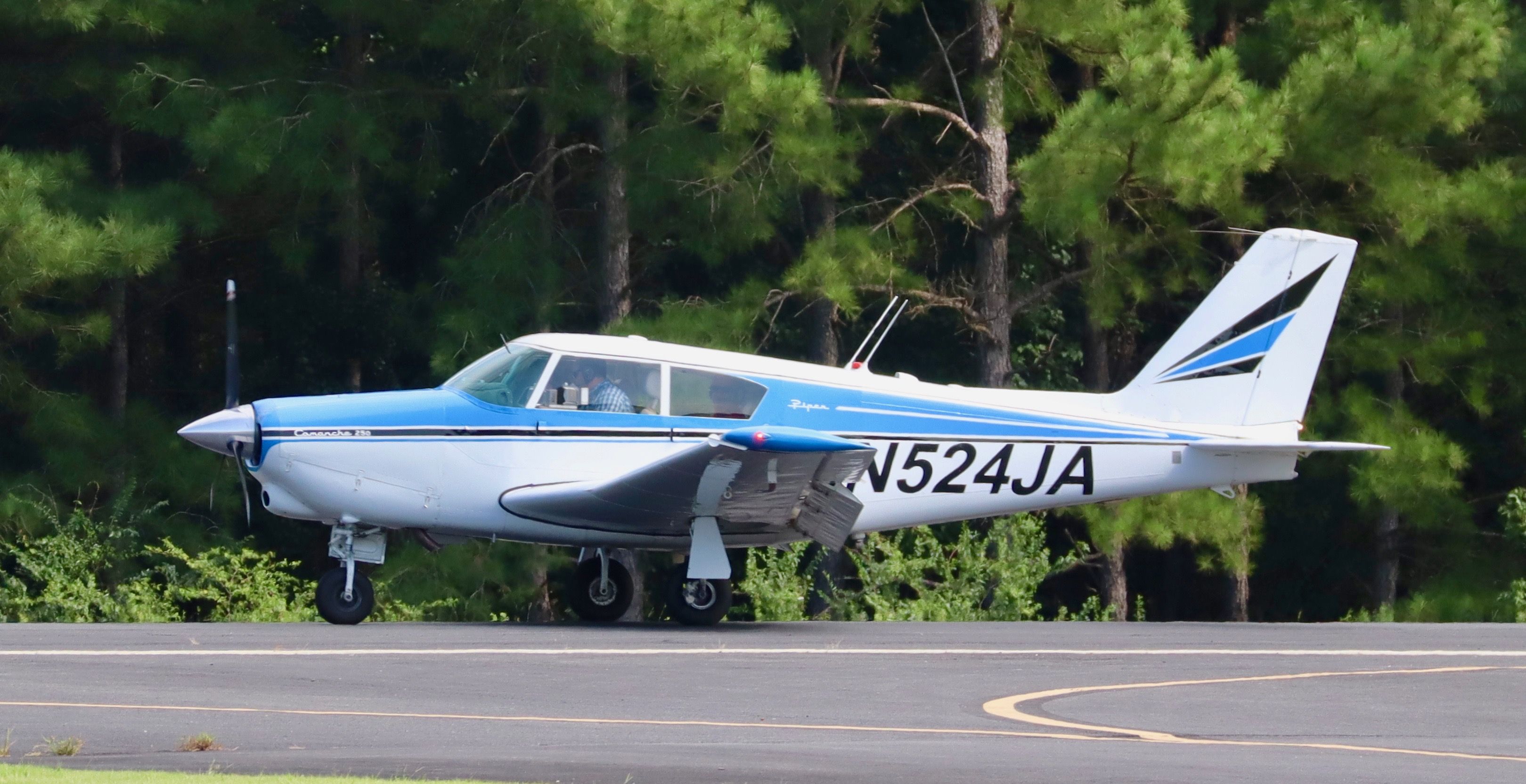Piper PA-24 Comanche (N524JA)