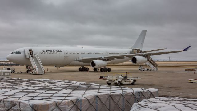 Airbus A340-300 (TF-NFC)