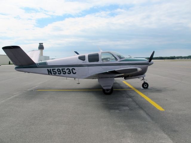 Beechcraft 35 Bonanza (N5953C) - A 1952 model - very nice!