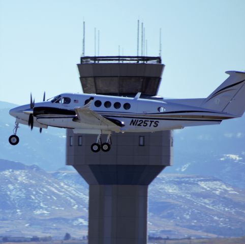 Beechcraft Super King Air 200 (N125TS)