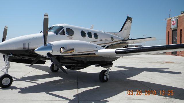 Beechcraft King Air 90 (N692M)