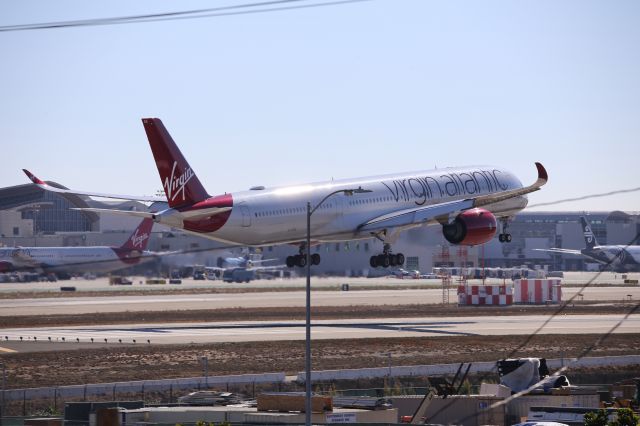 Airbus A350-1000 (G-VTEA)