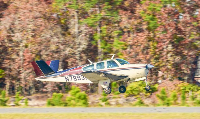 Beechcraft 35 Bonanza (N7893R)