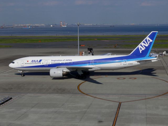 Boeing 777-200 (JA8969) - Inspiration of Japan title (ANAs New cs&title)