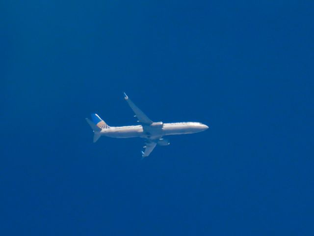 Boeing 737-900 (N67812) - UAL1846br /PHX-ORDbr /09/20/21