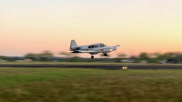 Piper Apache (N4411P)