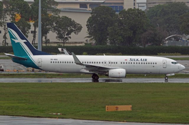 Boeing 737-800 (9V-MGG)