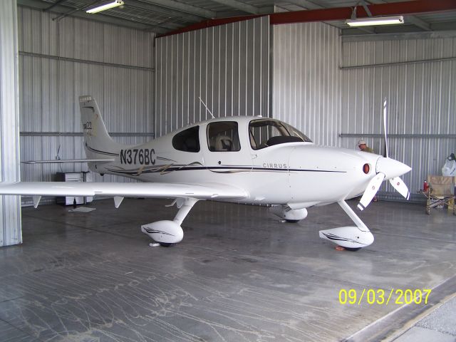 Cirrus SR-22 (N376BC)