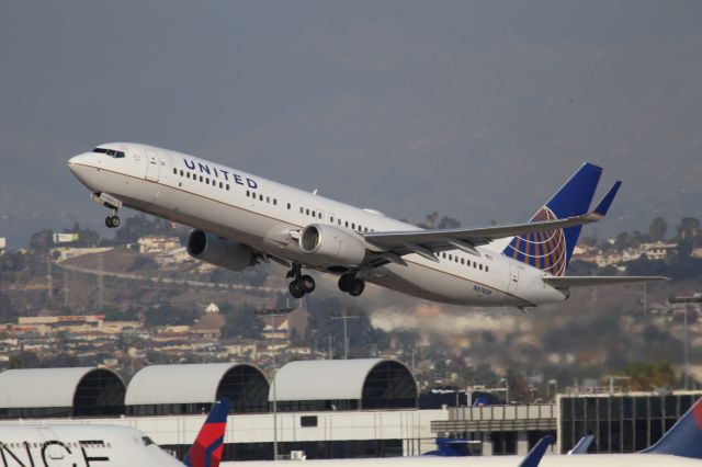 Boeing 737-900 (N57439)