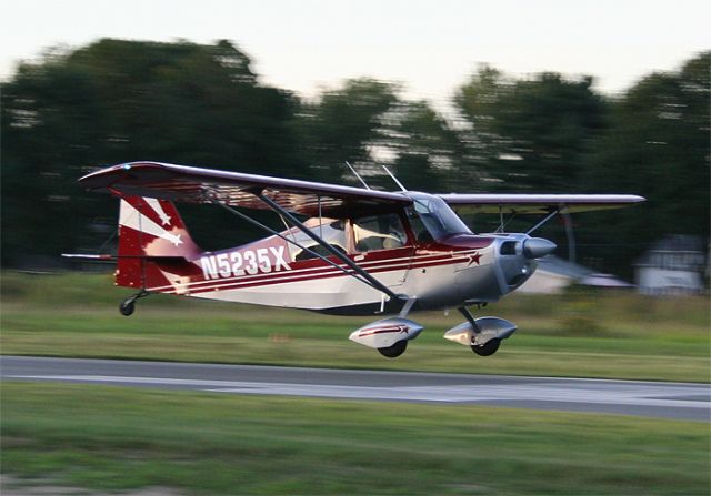 N5235X — - George touches down on runway 14 at 7B2