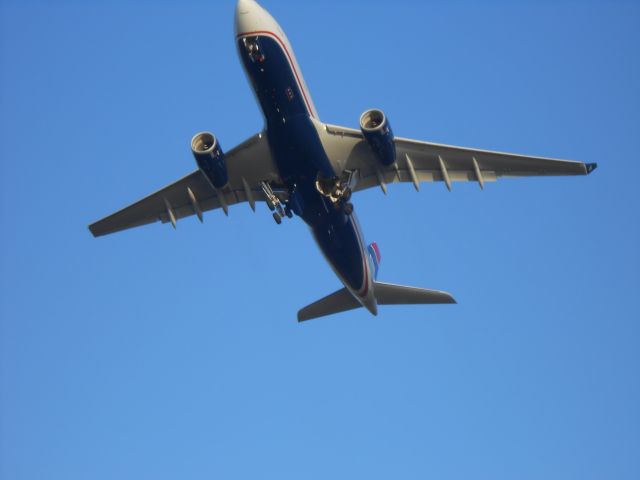 Airbus A330-300 (N288AY)