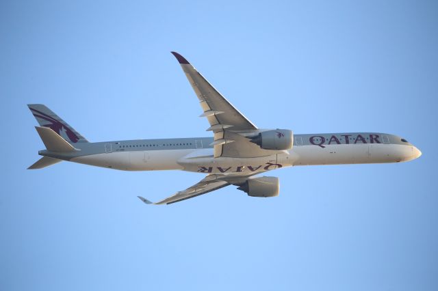 Airbus A350-1000 (A7-ANG)