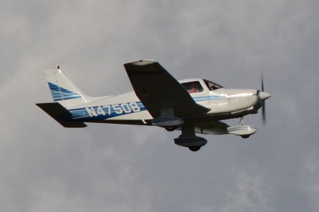 Piper Cherokee (N47508) - GOLDEN ARCHES AVIATION LLC departing KJQF - 7/5/18