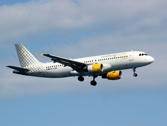 Airbus A320 (EC-LAB)