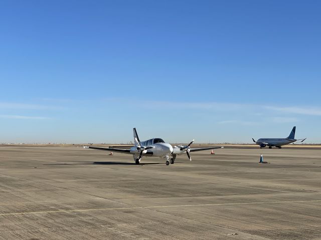 Beechcraft Baron (58) (N1ER)