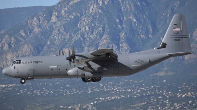 Lockheed C-130 Hercules (0746311) - USAF Lockheed Martin C-130J-30 "Super Hercules," assigned to the 19th Airlift Wing, on final for RWY 17R at Colorado Springs Airport