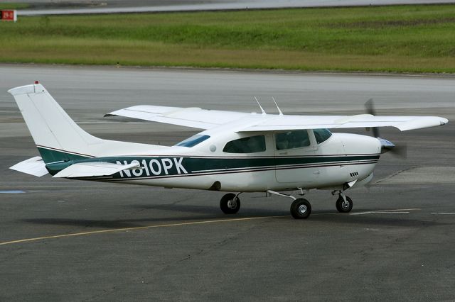 Cessna Centurion (N810PK)