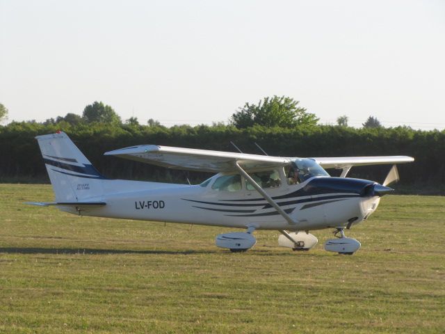 Cessna Skyhawk (LV-FOD) - October 16th, 2021. Fictional airline called "Mauro Airlines".