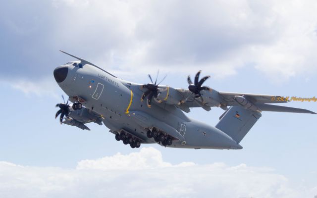 AIRBUS A-400M Atlas (N5439) - German Luftwaffe A400